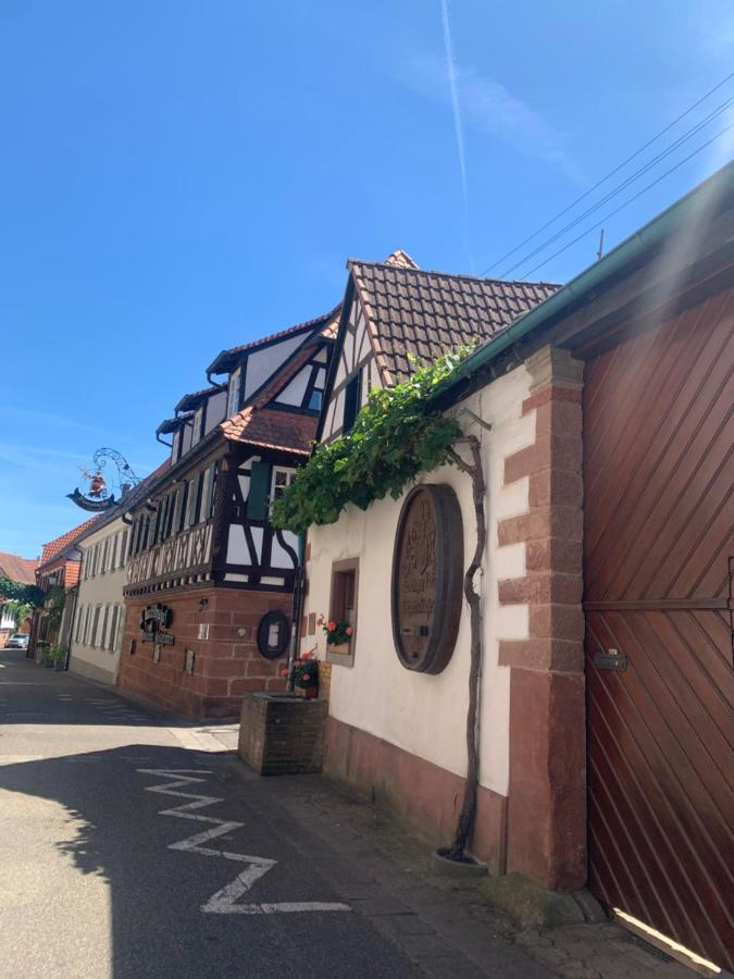 Wanderers Neubau Bed & Breakfast Birkweiler Bagian luar foto